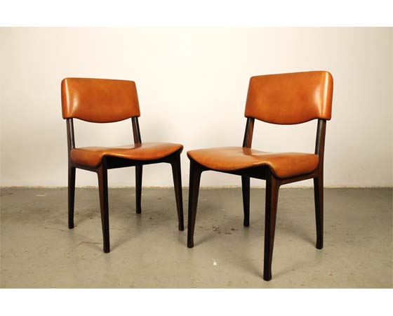 Mid-century italian Rosewood chairs by Ico Parisi for MIM
